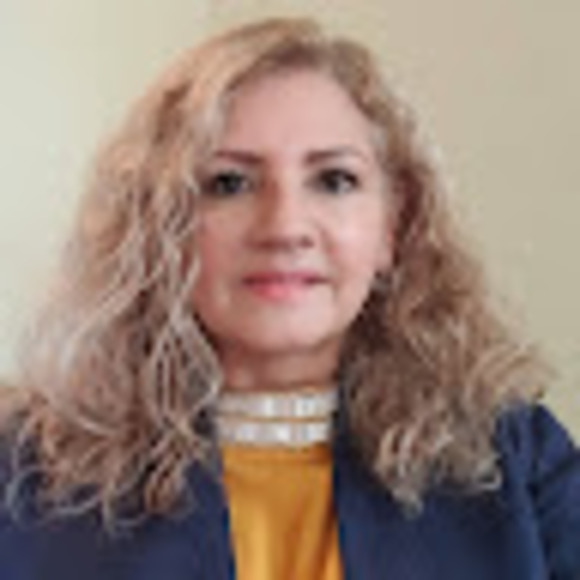 Meet your Posher, Antonia - Picture 1 of 1